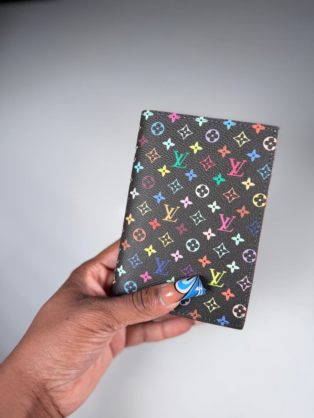 Lux LV Passport Holder
